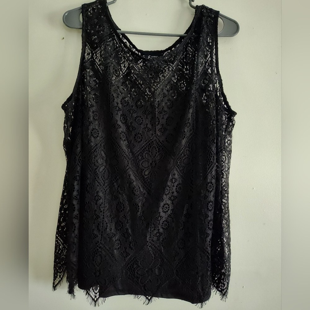 Simply Emma Lace Lined Top